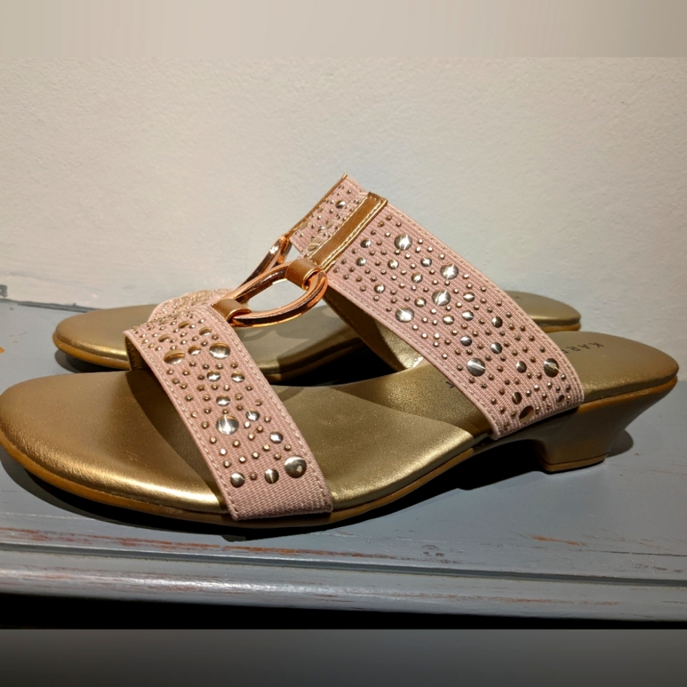 Karen Scott shoes